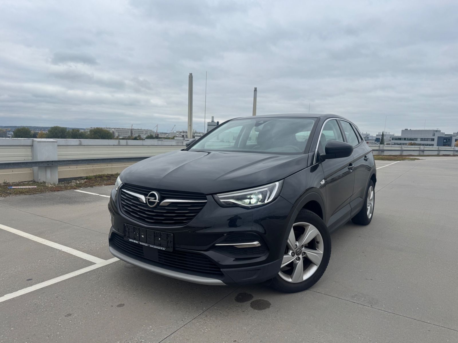 Opel Opel Grandland (X) 1.2 NAVI*LEDER*LED*KAMERA*ALU