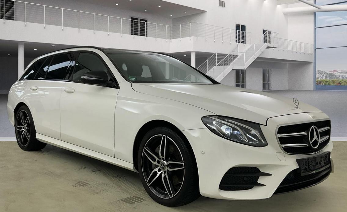 Mercedes-Benz E 220 T d AMG Line 4Matic *VORLAUFFAHRZEUG*