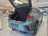 Volkswagen T-Roc R-Line - Preis für Leasing-Aktion - Volkswagen T-Roc mit Benzin-Antrieb: Geländewagen