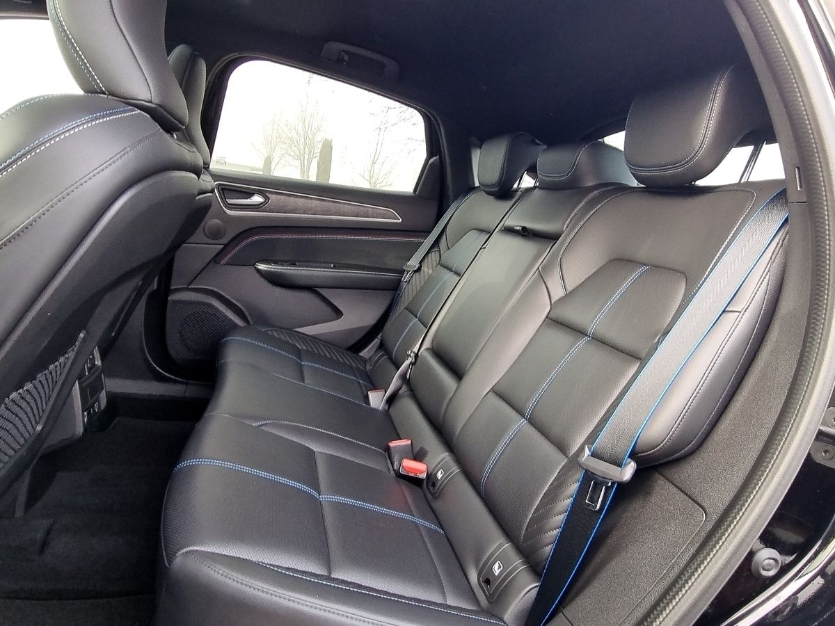 Fahrzeugabbildung Renault Arkana ESPRIT ALPINE Full Hybrid 145