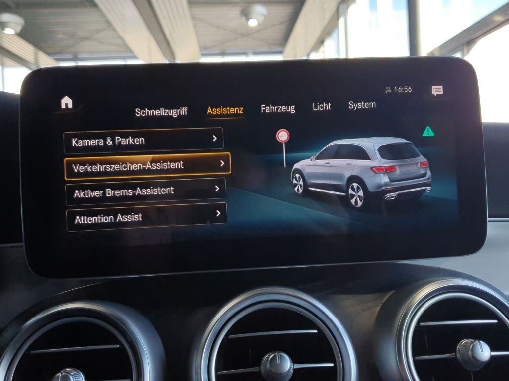 Fahrzeugabbildung Mercedes-Benz GLC 300 de 4MATIC AMG*Night*LED*Pano*PDC*360*AHK