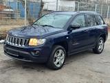 Jeep Compass 2.2 CRD Sport 4x4/2.Hand/Sitzheiz/Euro5 - Jeep Compass: Crd