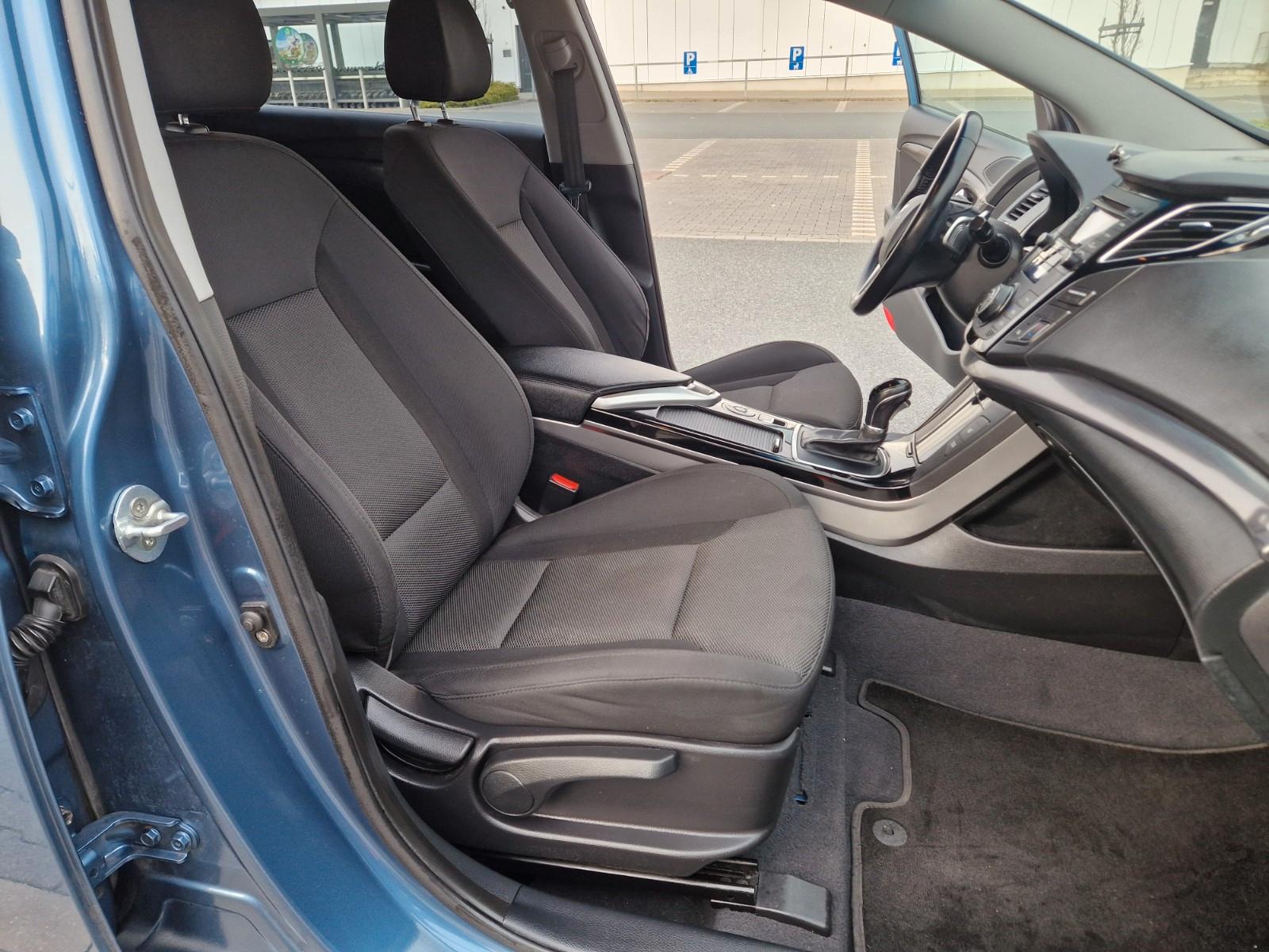 Hyundai i40 2015 — фото 11