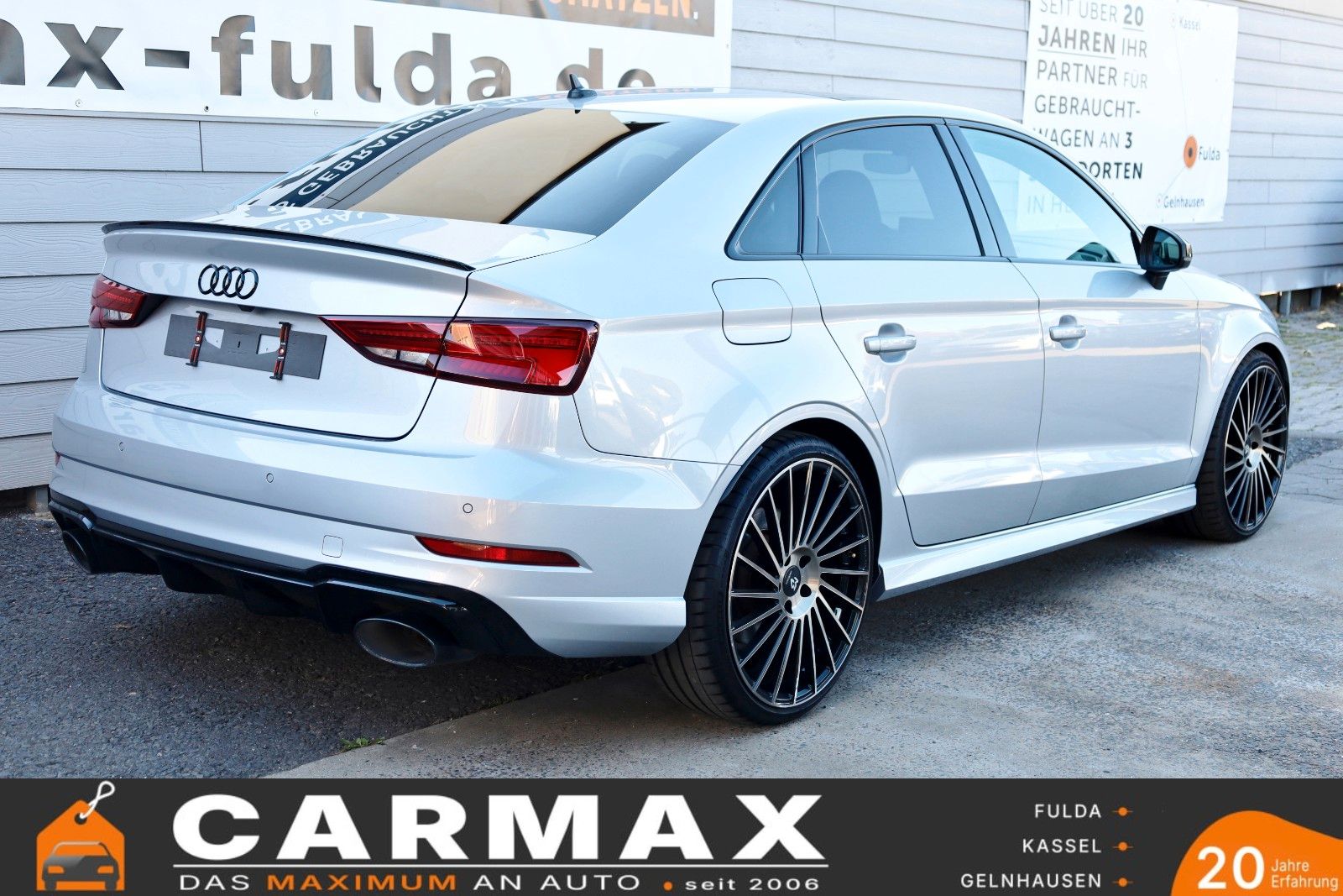 Fahrzeugabbildung Audi RS3 Lim. 2.5TFSI quattro RS-Sitze,PanDach,Bang&O