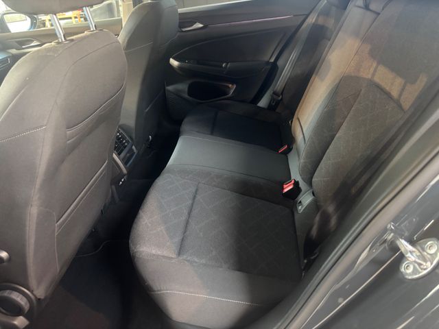 Golf VIII 1.5 TSI  *APP*Navi*ACC*Winter-Paket*