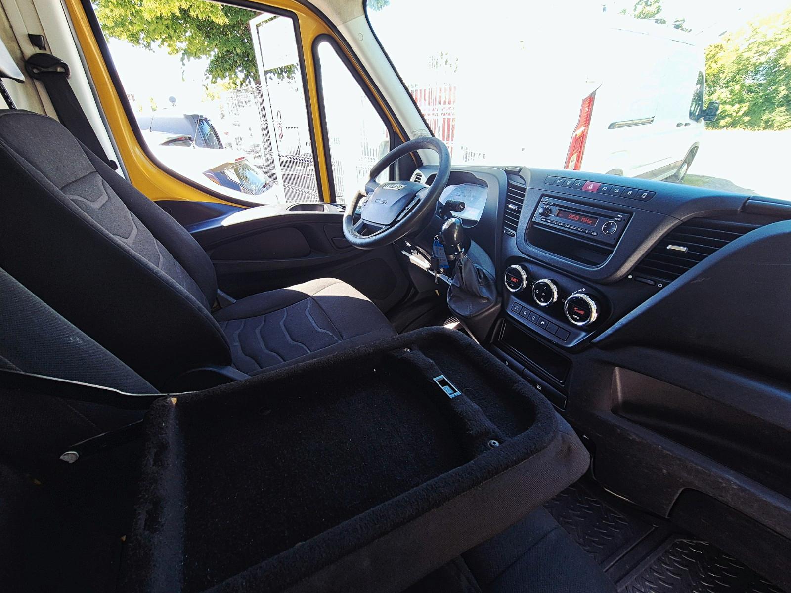 Iveco Daily Kasten Hoch+Lang Klima+AHK 3.5t+LED
