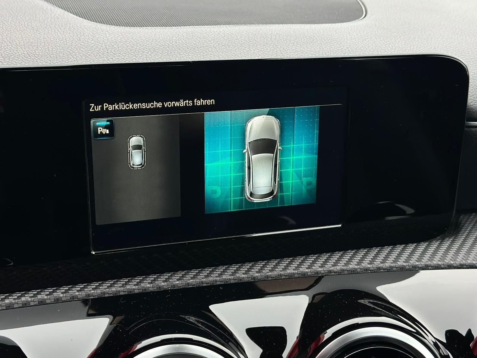 MERCEDES-BENZ A180d* LED#SHZ#NAVI#TEMPO#KLIMAAUTO#PDC#SPUR# - Image 21