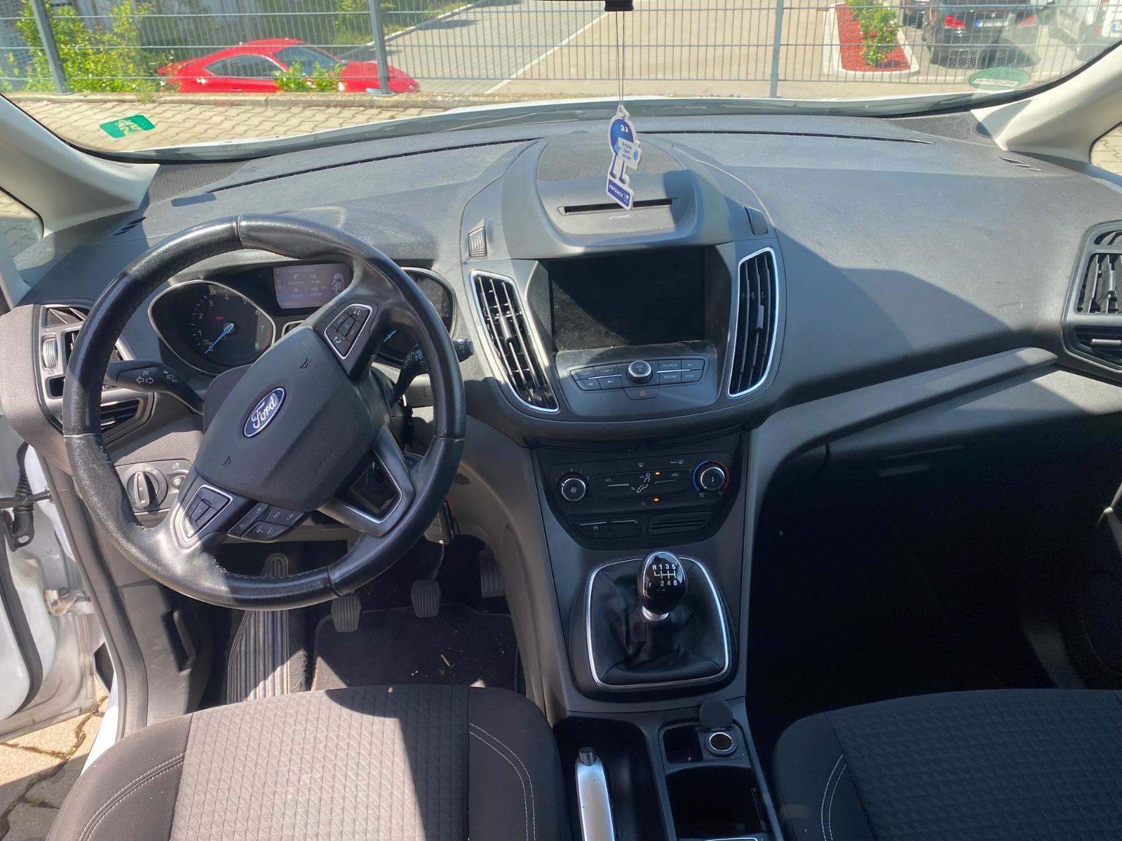 Ford C-MAX 2015 — photo 12