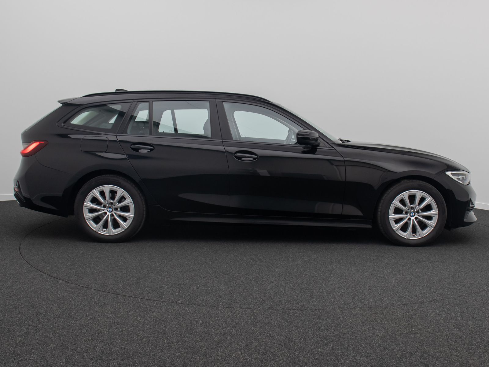 Fahrzeugabbildung BMW 320d Stop&Go Lenkradhzng LED Sportsitz M Sport