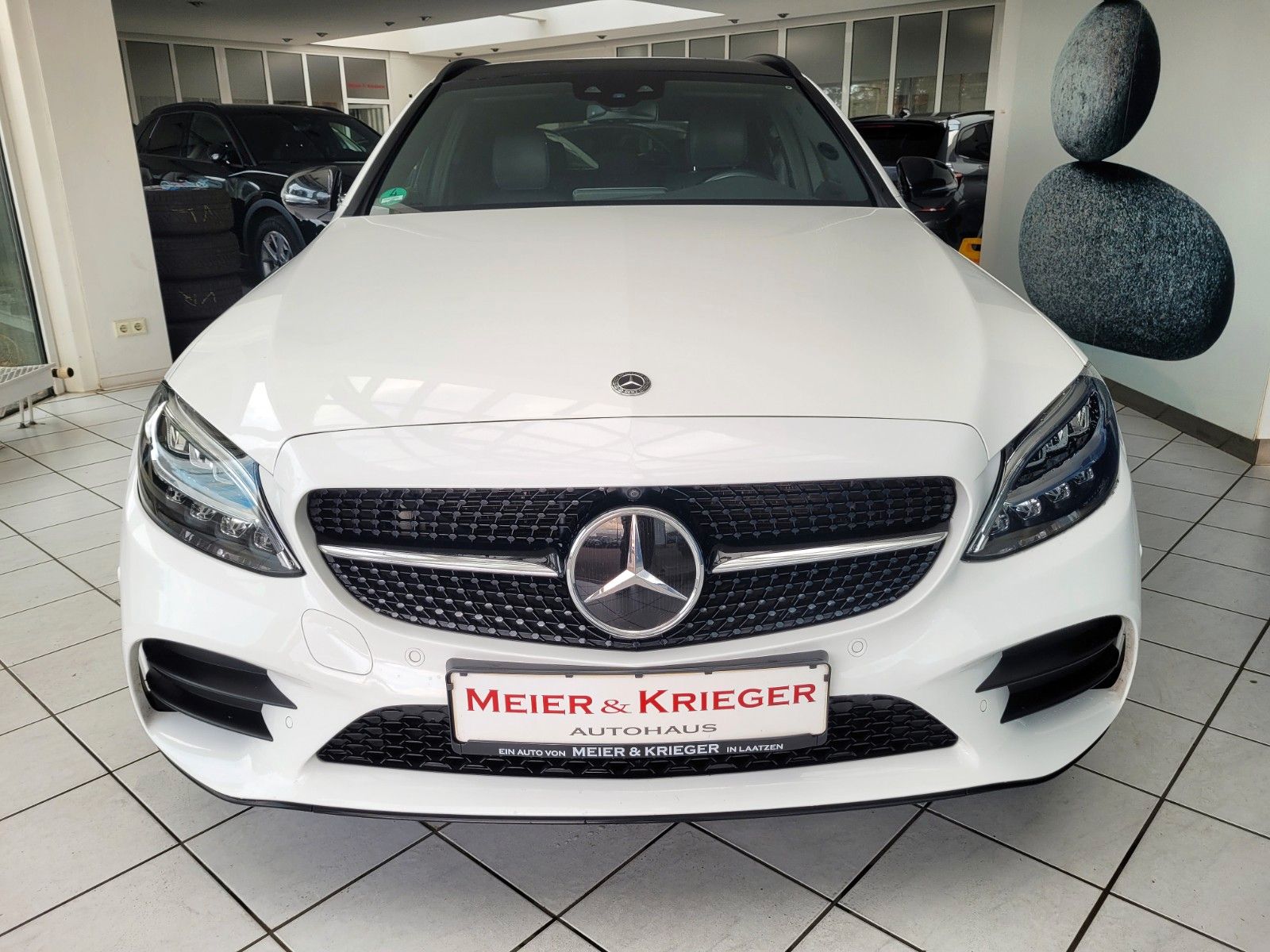 Mercedes-Benz C 300de AMG-Line/Night/Panorama/Comand/Burmester imagem 3