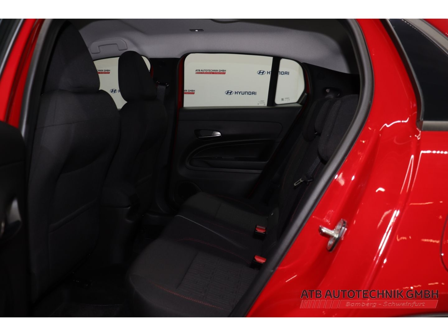 Fahrzeugabbildung Fiat 600e 54kWh Red SOH 97,1% LED Apple CarPlay Klima