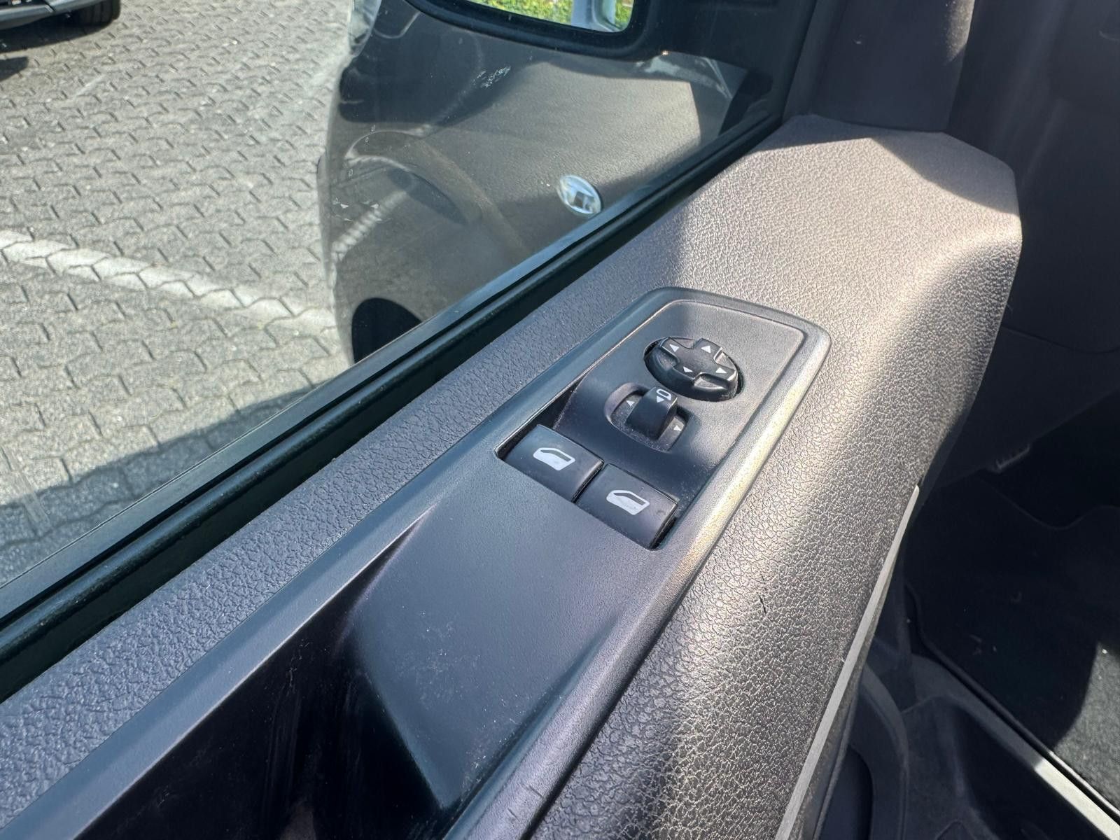 Fahrzeugabbildung Peugeot TravellerBusiness/ 1.HAND/SCHECKHEFT/ZAHNRIEMEN