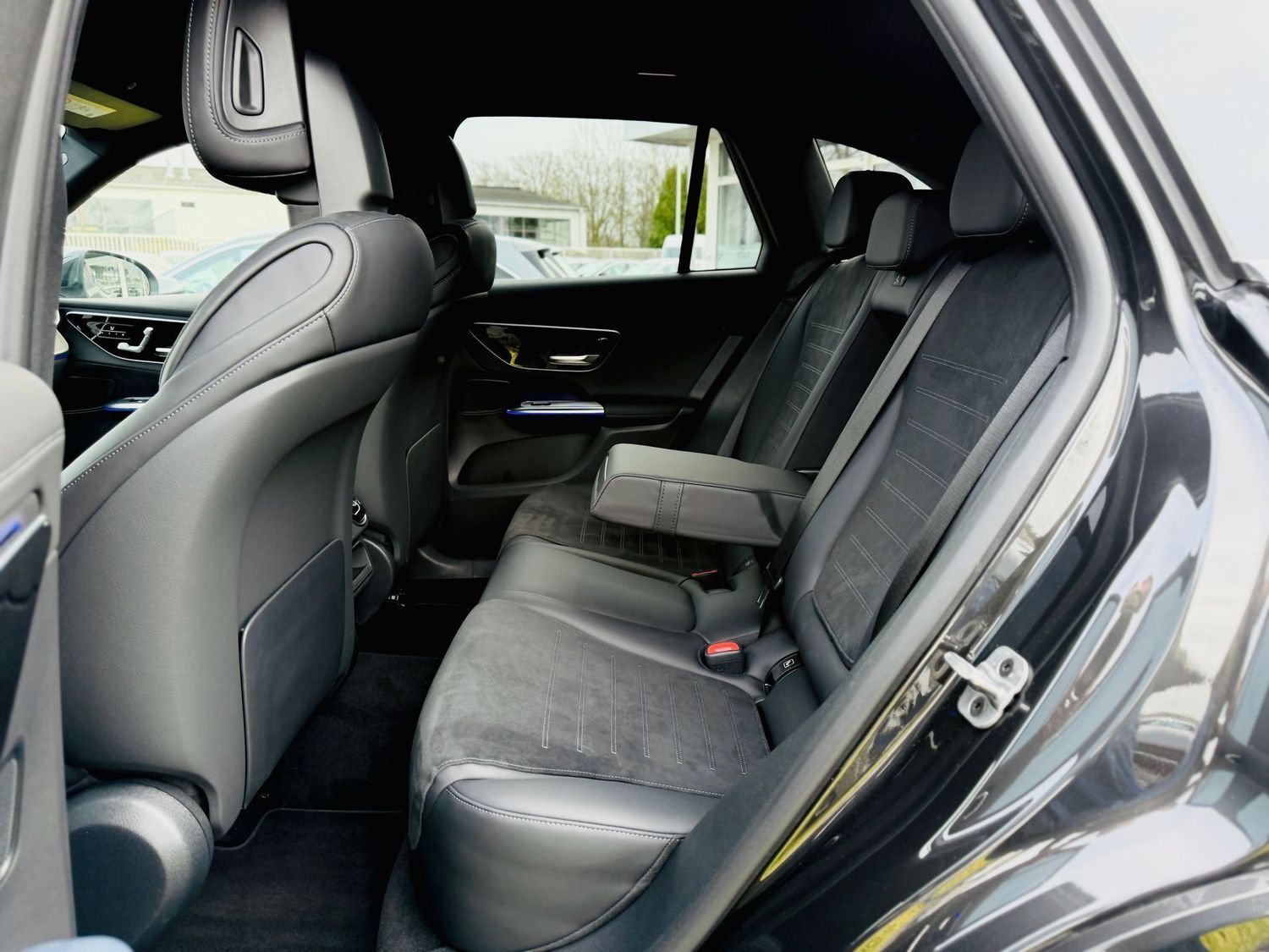 Fahrzeugabbildung Mercedes-Benz GLC 220 d 4M AMG Premium, AHK, 360°, Winter, Mem