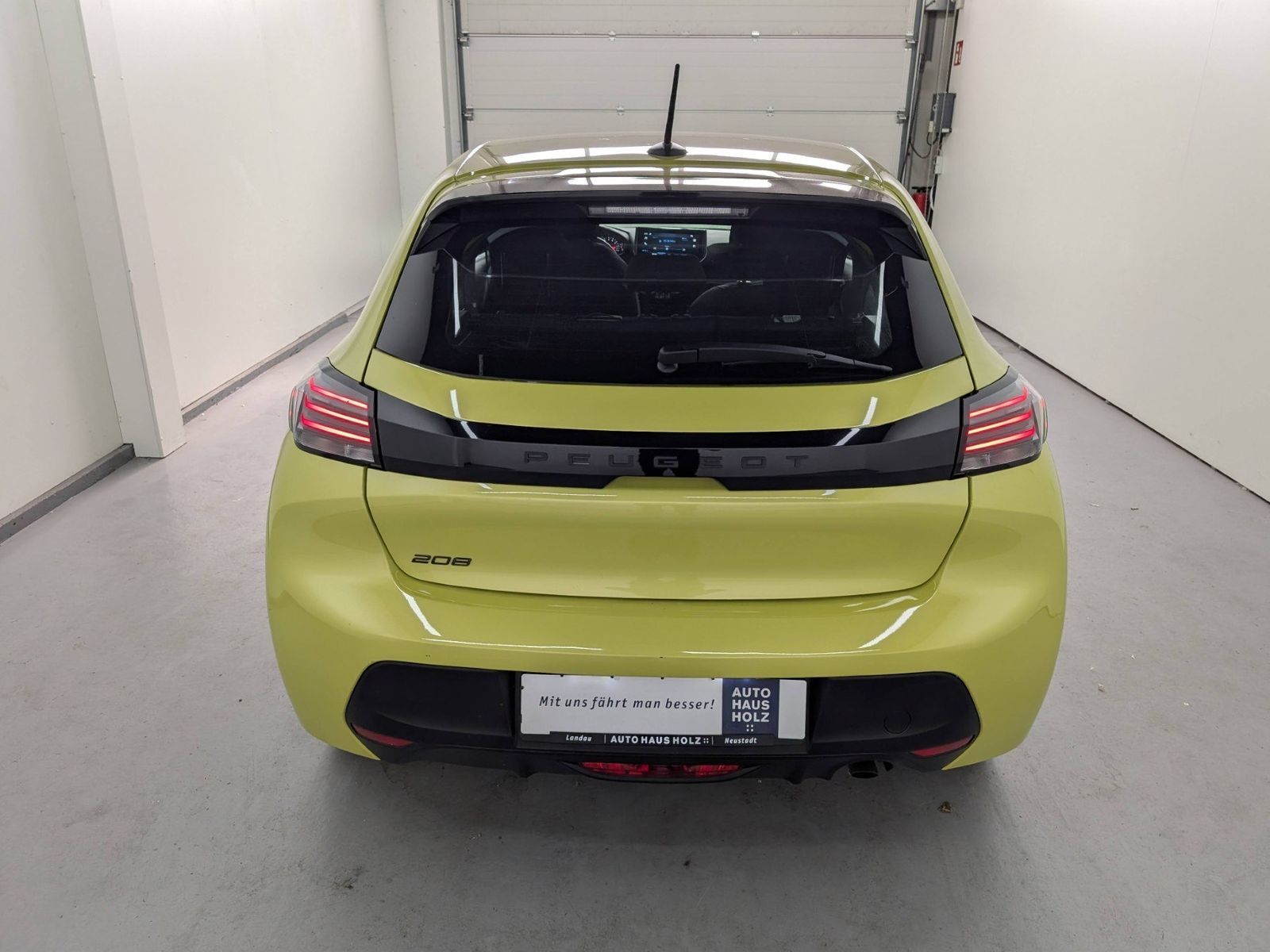 PEUGEOT 208 1.2 Active LED Klima – Bild 3