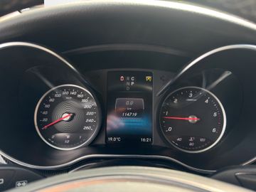 Mercedes V 250 - 12