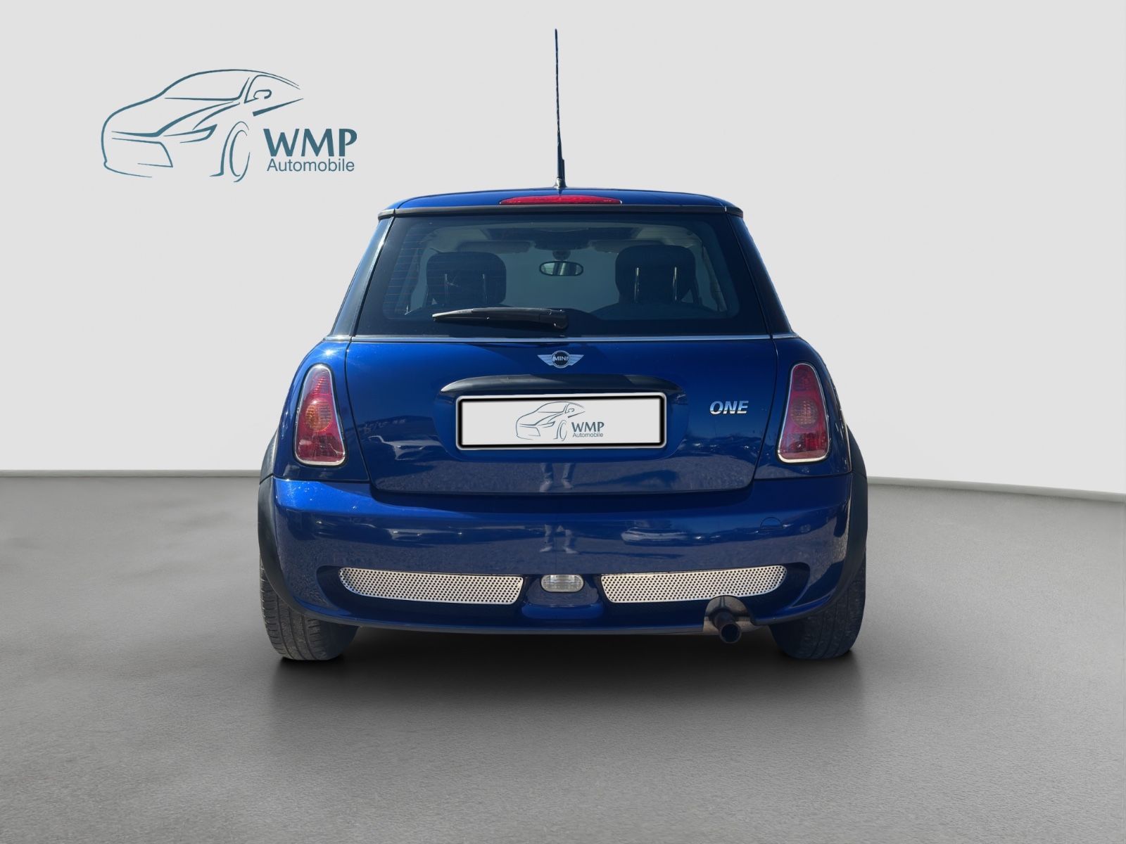 Fahrzeugabbildung MINI ONE /Panoramadach/Klima/SHZ/TÜV07.2027