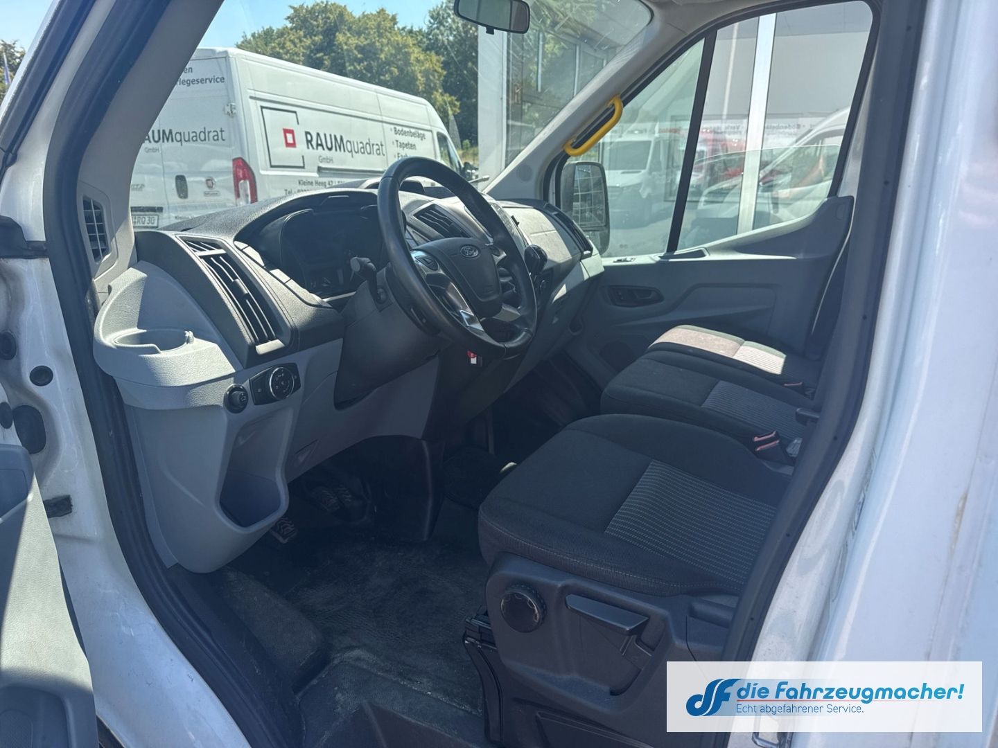 Fahrzeugabbildung Ford Transit Kombi 350 L3 Trend Temp Tel.-Vorb. *2020