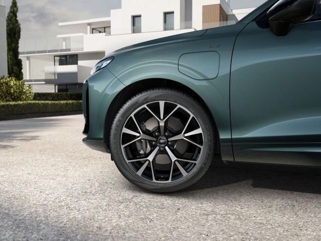 Audi Q3 SUV e-hybrid *0,5 VeSt*TECH-PLUS*S-LINE*PANO* foto 5