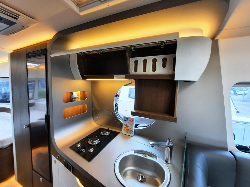 Fahrzeugabbildung HYMER / ERIBA / HYMERCAR Touring 820 Verfüg./Sparen Sie 31.910,- €
