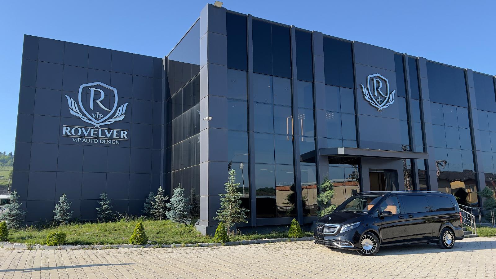 showroom-image-main