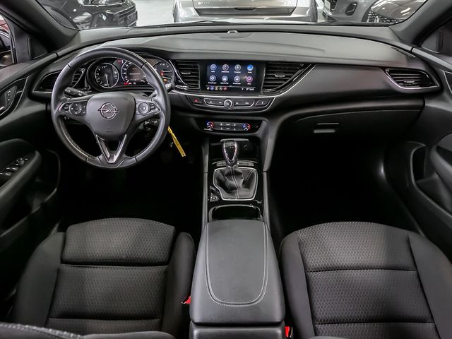 Opel Insignia B Sports Tourer 2.0 Elegance Ergonomie