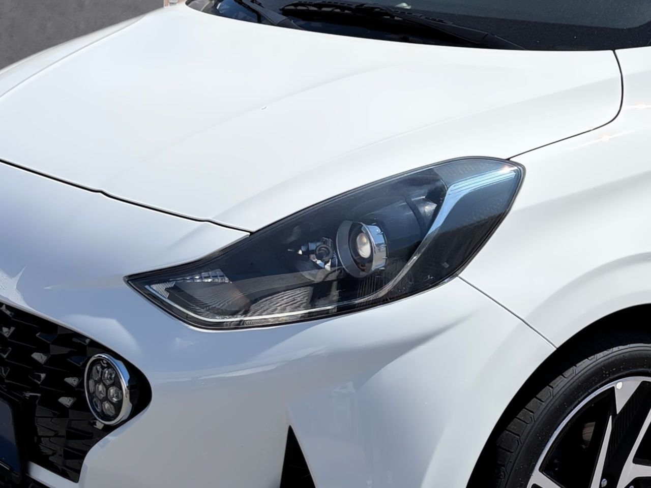 Fahrzeugabbildung Hyundai i10 STYLE *DACHLACK.*USB*ZV*SPURH*