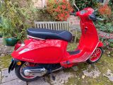 Vespa Primavera RED 125 - VESPA PRIMAVERA 125 RED