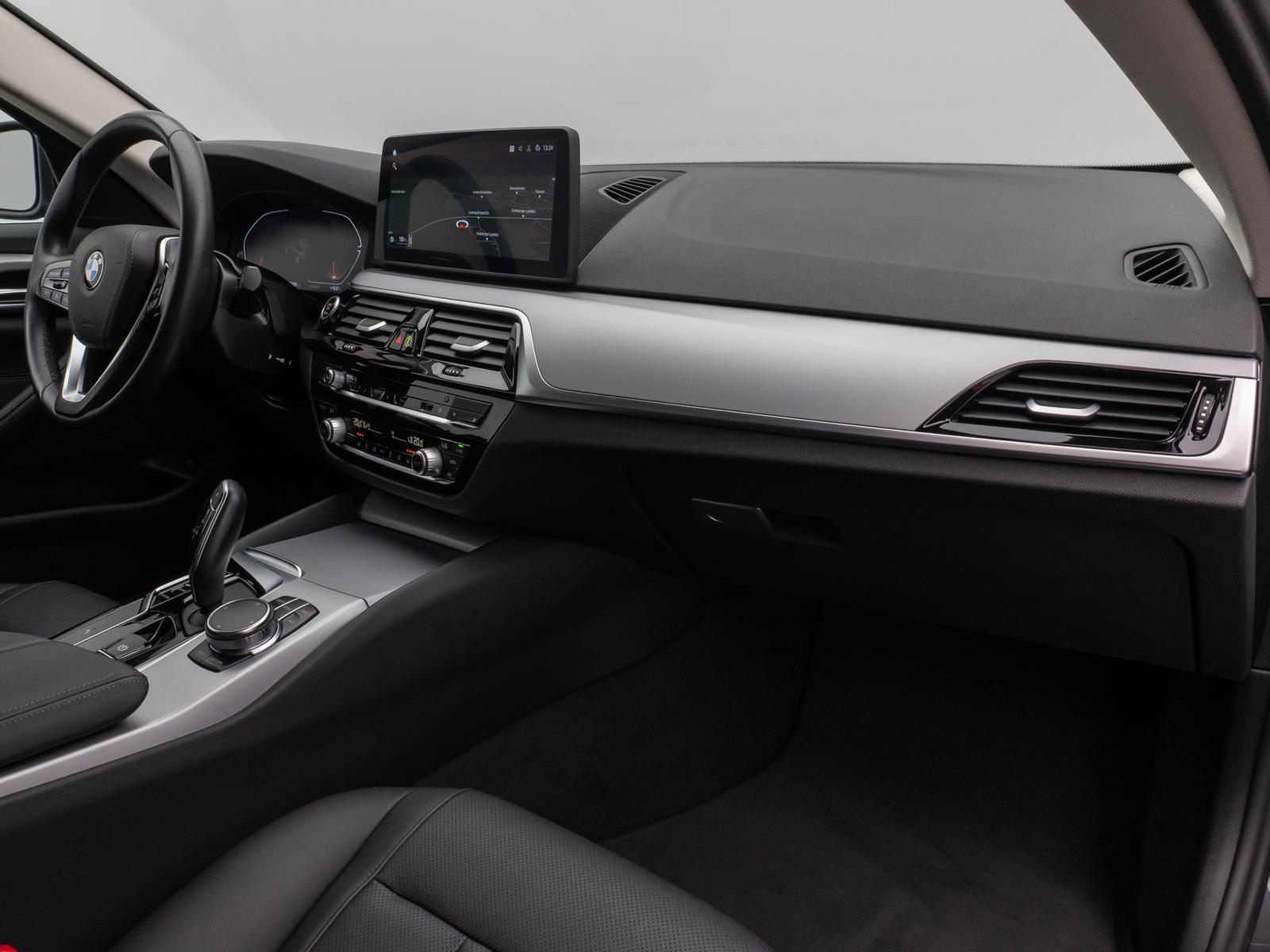 BMW 520 i DAB WLAN Cock Leder Sitzhzg LED Alarm PDC, миниатюра 24