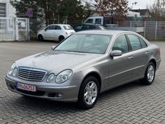 MERCEDES-BENZ E 350 Lim*NAVI*PDC*TEMP*SHZ*AUTOMATIK*2.HAND*AHK