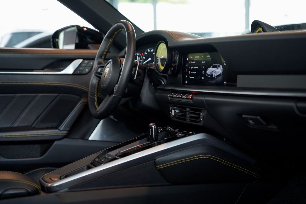 Porsche 992