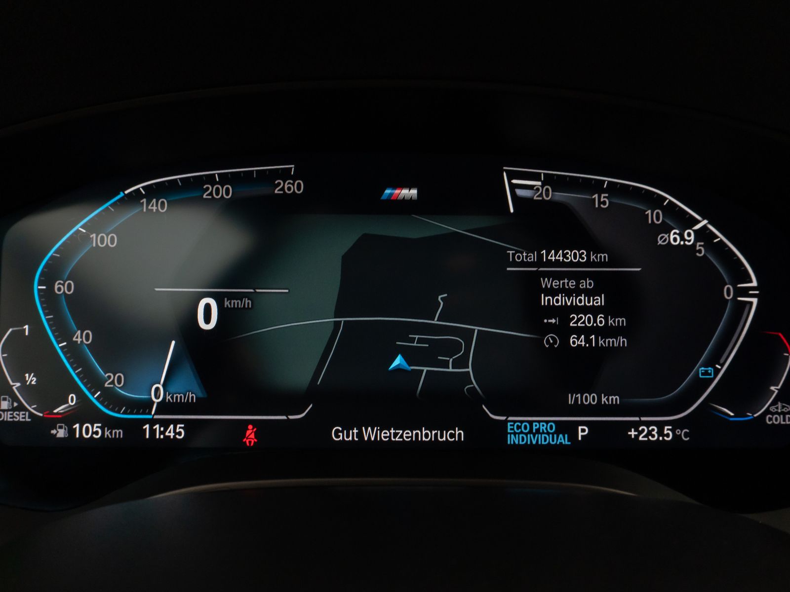 Fahrzeugabbildung BMW 530d xD M Sport DAB CockPitPro PDC Alarm 20Zoll