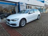 BMW 318 i Touring NAVI PDC EHK SHZ LMF SR/WR - BMW 318: Weiß