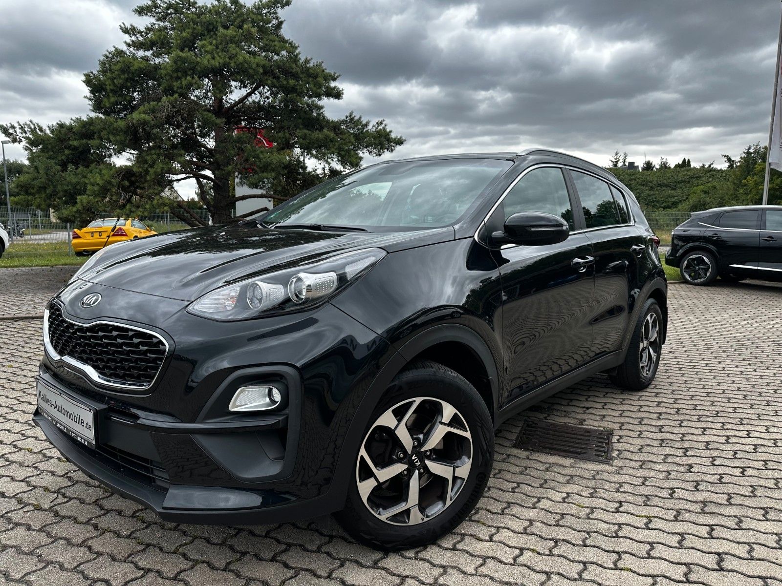 Fahrzeugabbildung Kia Sportage 2WD, Klimaaut., Shz, Cam.