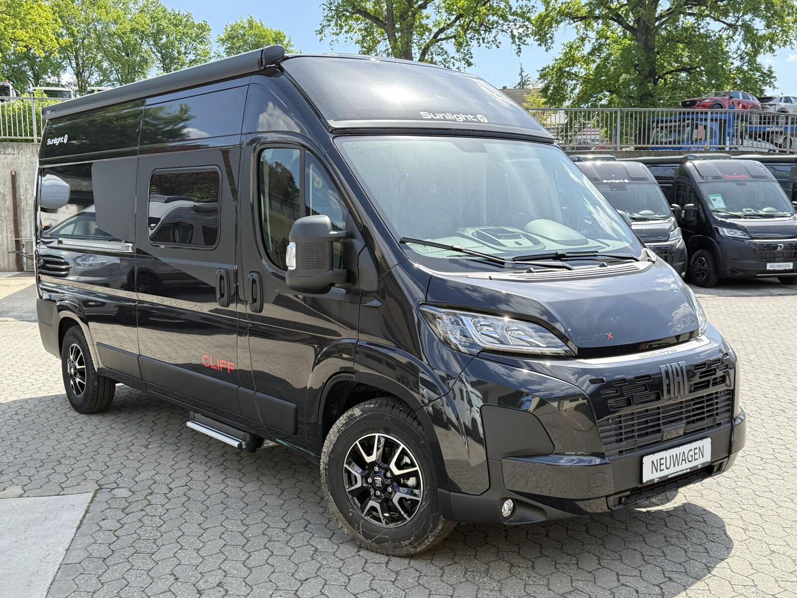 Sunlight Cliff X 600 AWT beheizt,Radträger,3.Bett u.v.m.