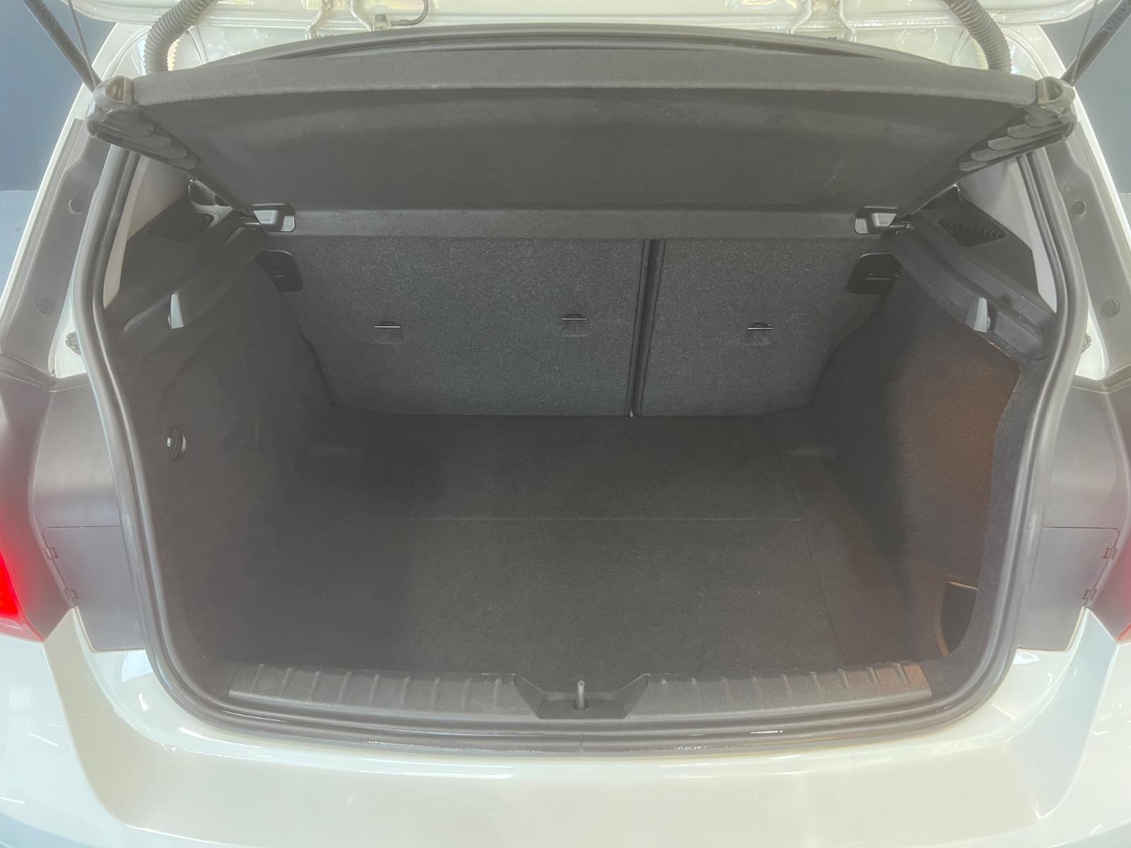 BMW 118i Automatik SHZ PDC LED *1.Hand - Unfallfrei*