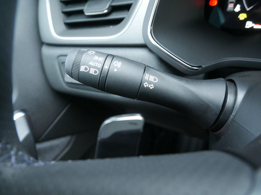 Fahrzeugabbildung Renault Captur Techno Mild Hybrid 160 EDC