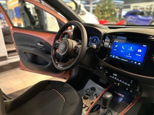 Toyota Aygo X Teamplayer 1,5 l *Hybrid*NEU*T-PAKET*