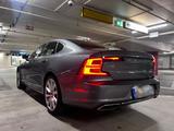 Volvo S90 T4 Geartronic Inscription Inscription - graue Volvo S90