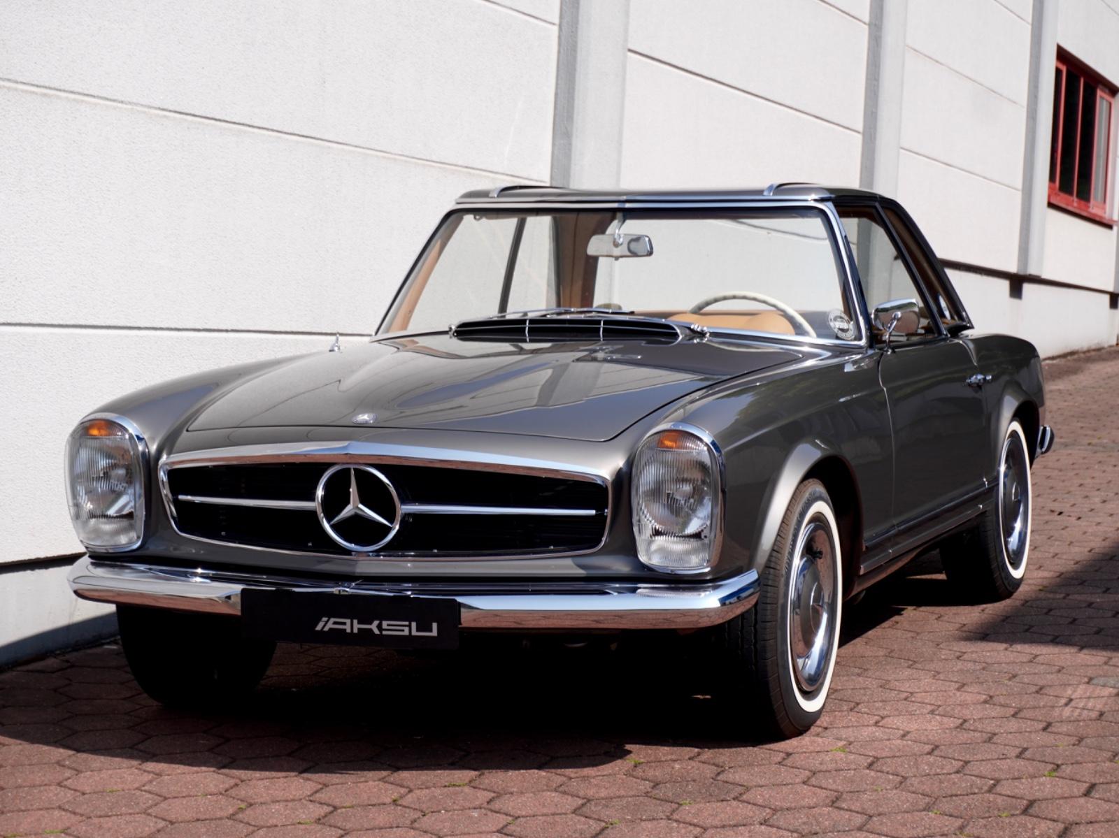 Mercedes-Benz 230 SL Pagode°BETTER THAN NEW DELIVERY°COLLECTOR
