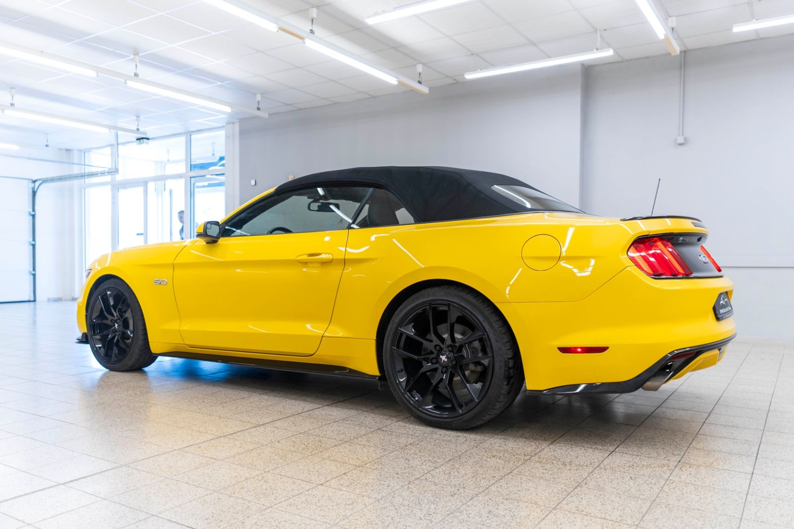 Fahrzeugabbildung Ford Mustang GT 5.0L KABRIO LPG KAM LEDER SHZ/SZK