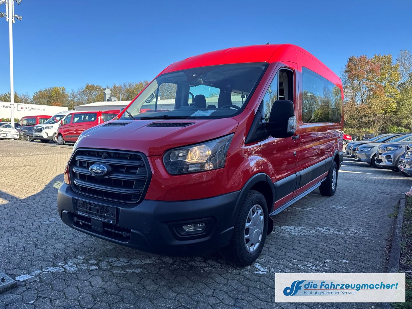 Fahrzeugabbildung Ford Transit Kombi 350 L3 Trend Behindertengerecht*74