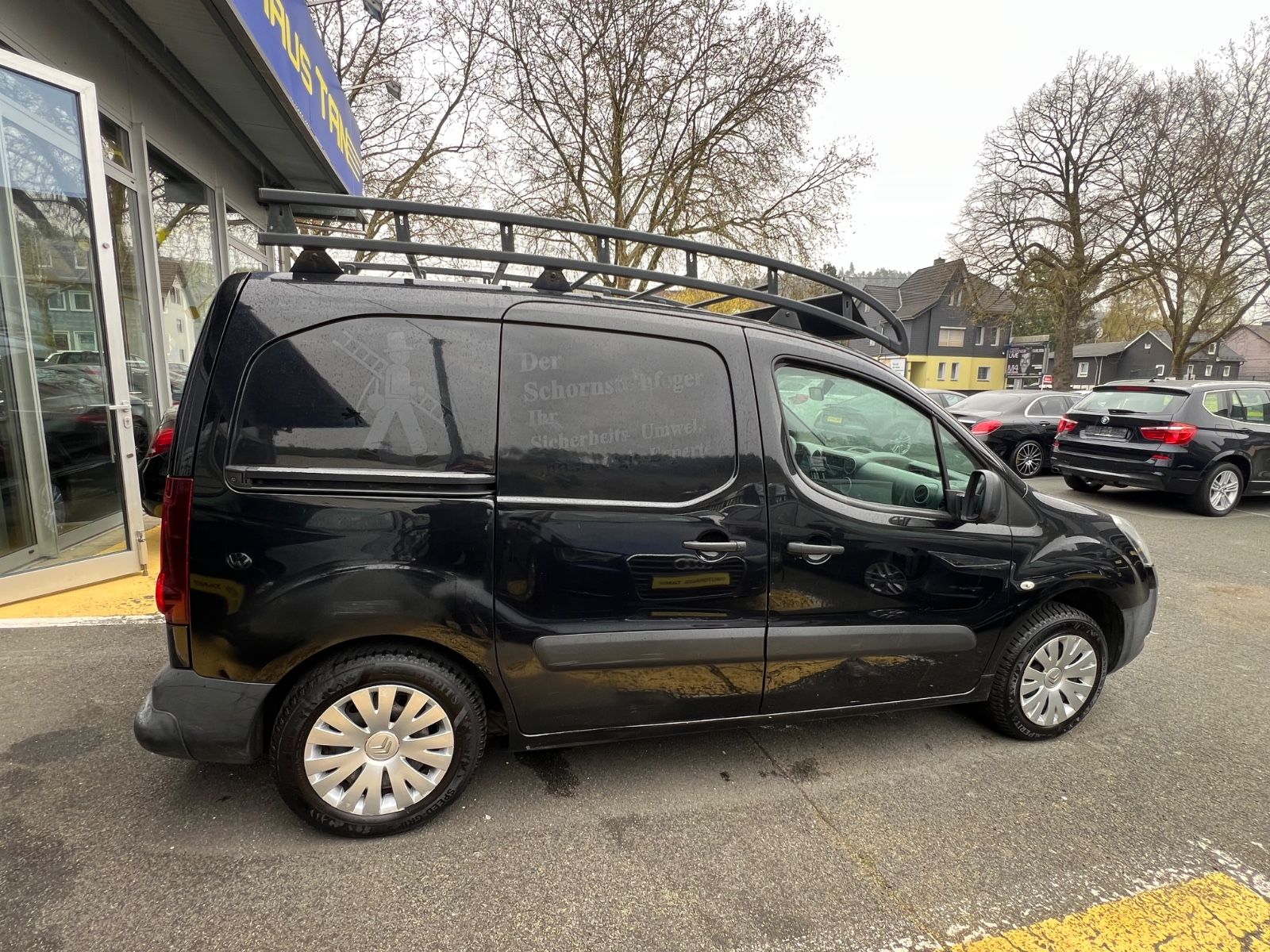 Fahrzeugabbildung Citroën Berlingo Kasten Niveau A L1 * 1.HAND *
