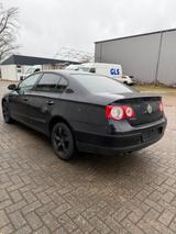Volkswagen Vw passat 1.9 Tdi - Volkswagen Passat aus 2005 mit Diesel-Antrieb