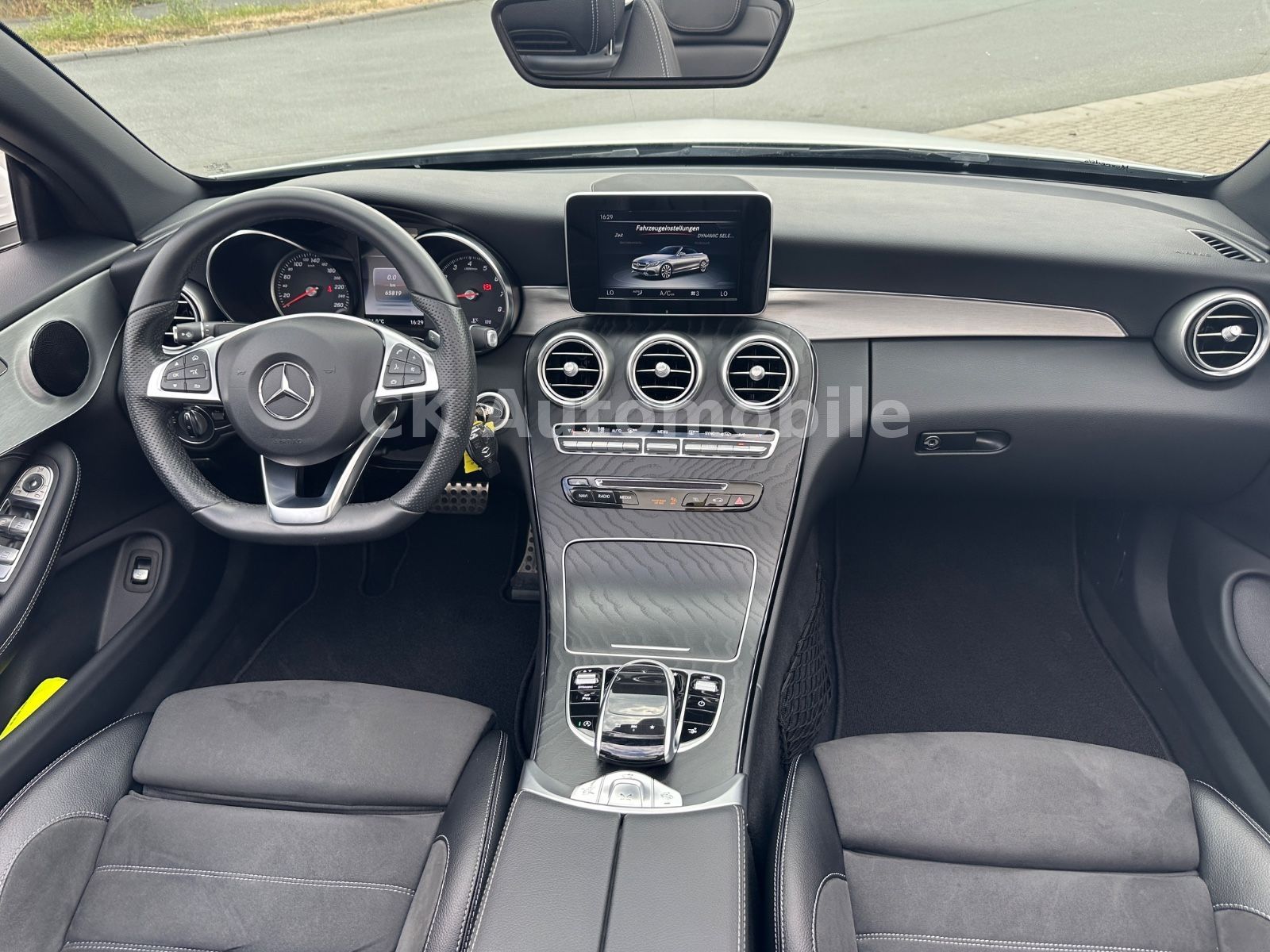 Fahrzeugabbildung Mercedes-Benz C200 Cabrio AMG-Line/Navi/ILS LED/Tempomat