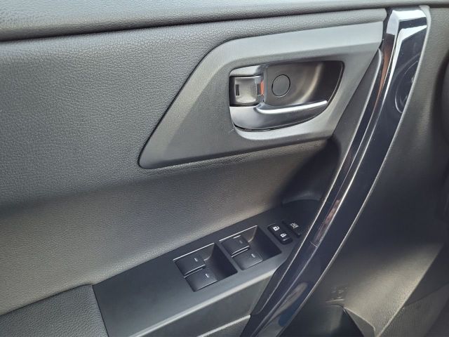 Auris 1.6 D-4D Executive Touring Sports