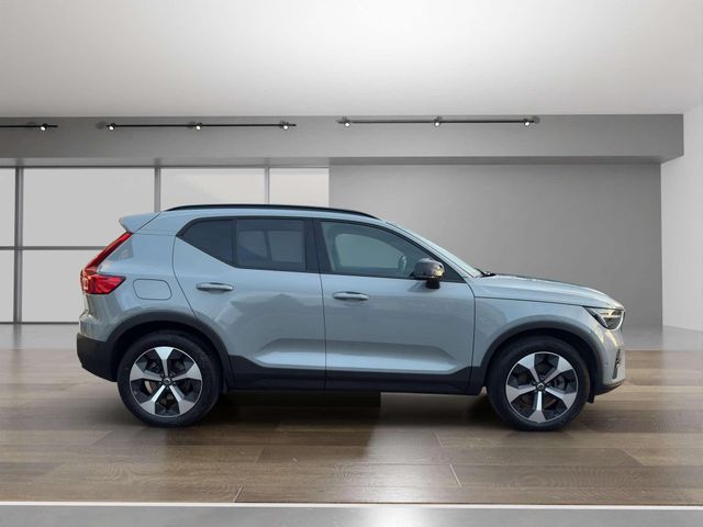 Volvo XC40 Plus Dark 2WD