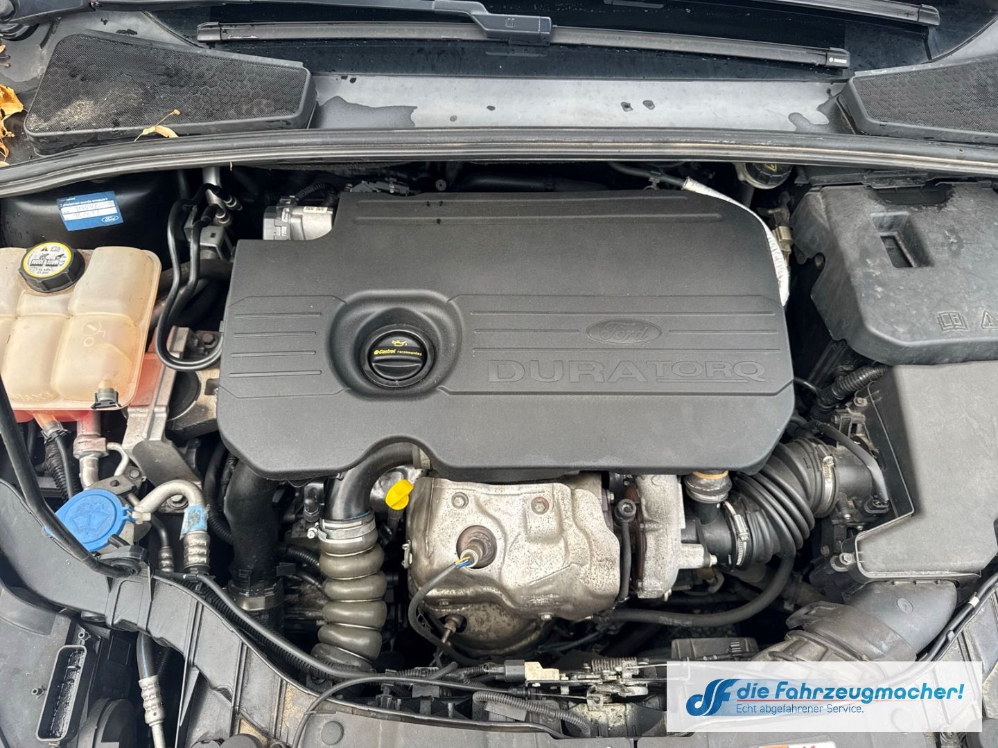 Fahrzeugabbildung Ford Focus Business Navi SHZ LenkradHZG *1502 *EXPORT