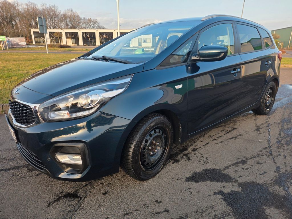 Image of Kia Carens