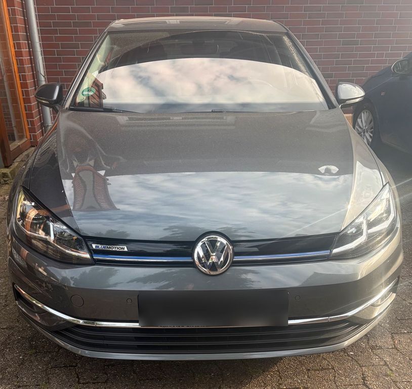 Image of Volkswagen Golf