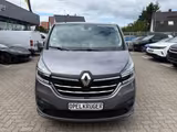 Renault Trafic Life L2H1 - 9 Sitze + Rückfahrkamera - Renault Trafic in Rostock